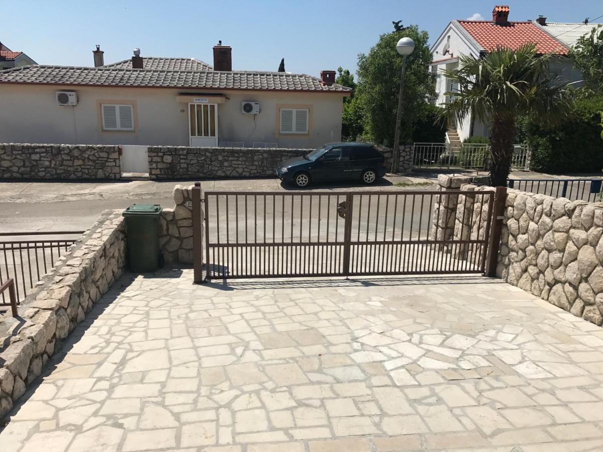 Apartman Irena Dramalj Exterior foto
